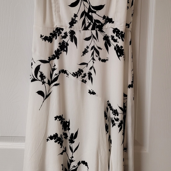 NWT Le Chateau Dress - Picture 2 of 8